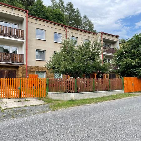 Apartmany Pod Prehradou Chřibská Eksteriør bilde